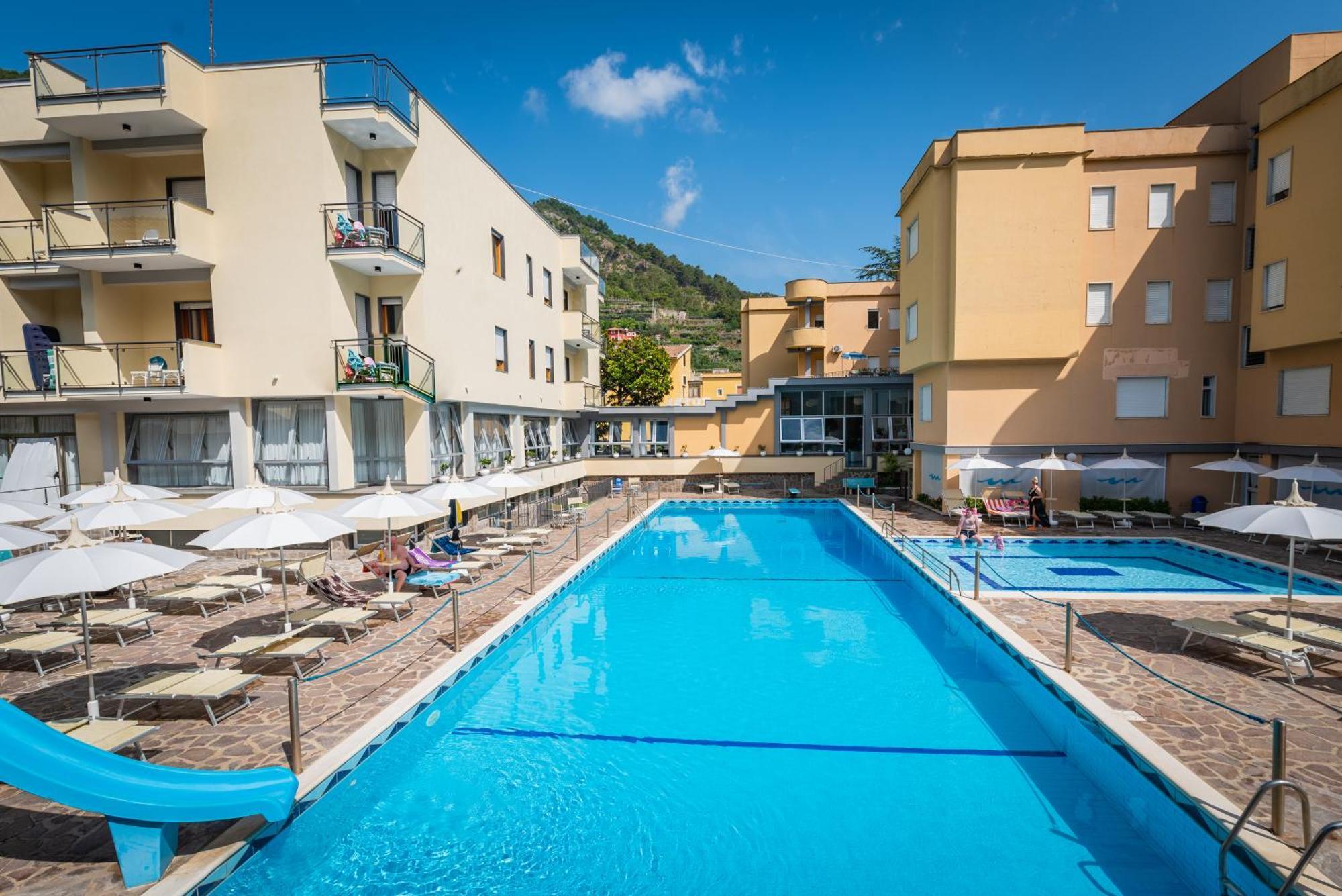 מאיורי Casa Vacanza San Pietro מראה חיצוני תמונה