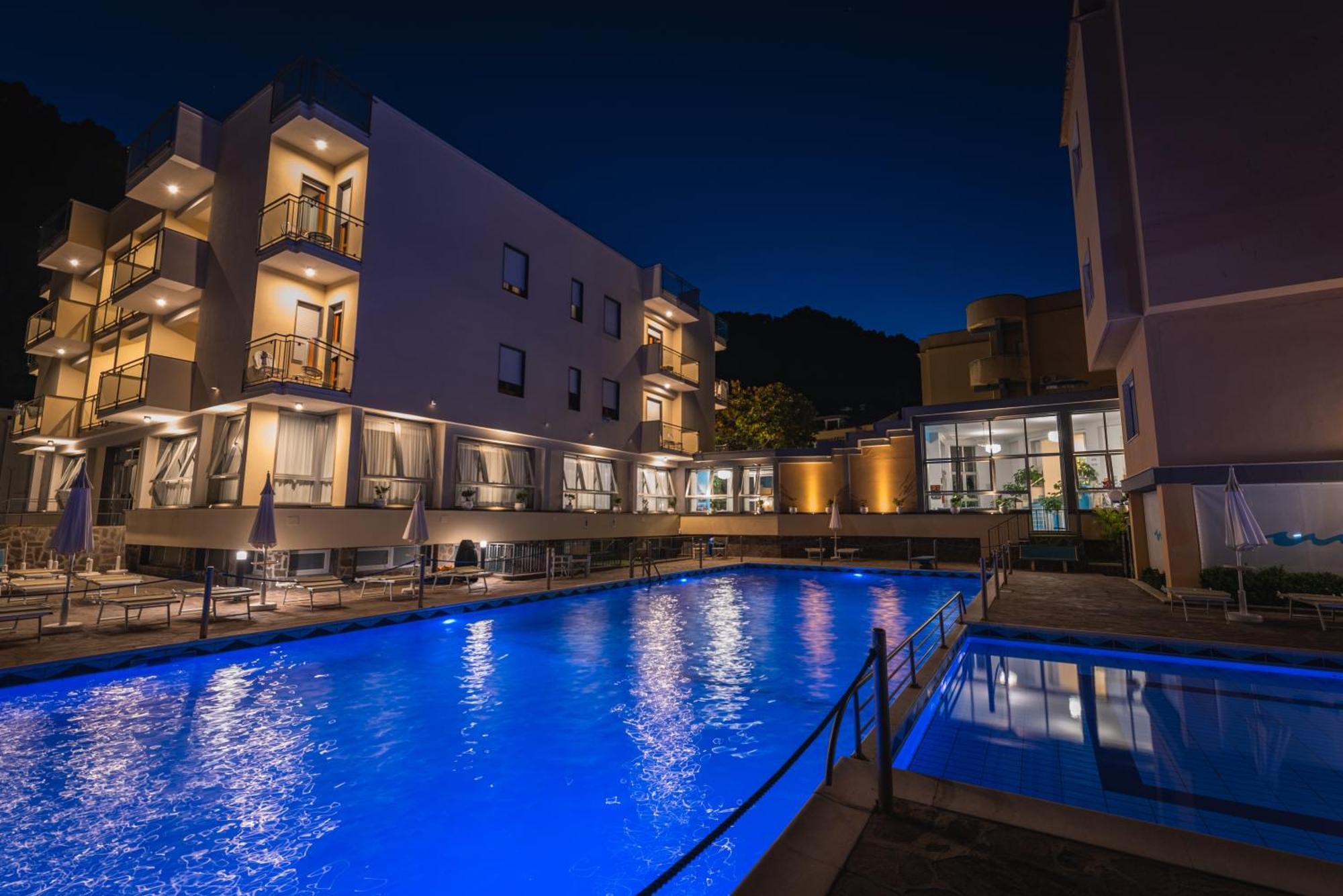 מאיורי Casa Vacanza San Pietro מראה חיצוני תמונה